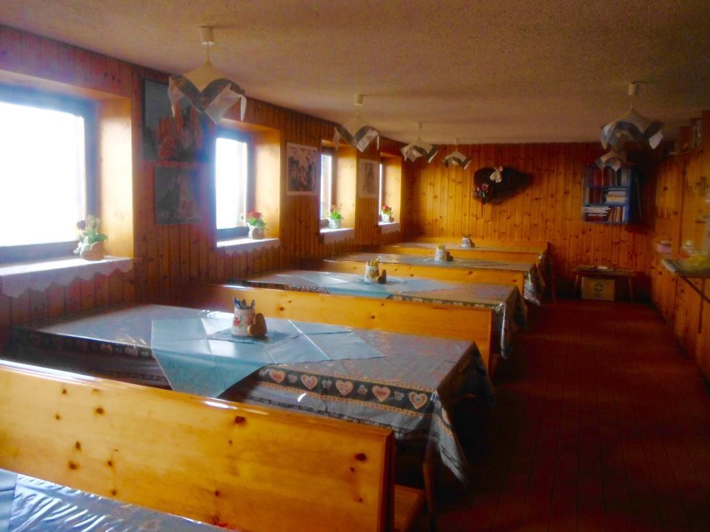 Rifugio Velo Della Madonna Hotel San Martino Di Castrozza Exterior photo