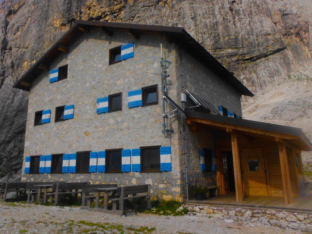 Rifugio Velo Della Madonna Hotel San Martino Di Castrozza Exterior photo